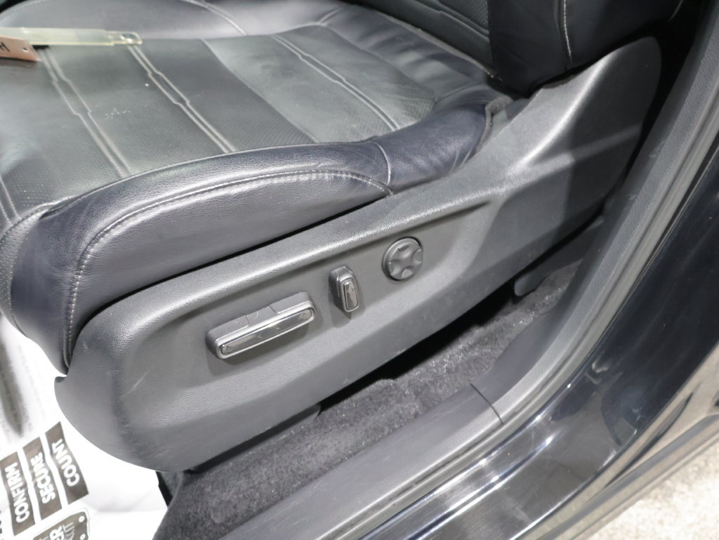 Used 2018 Honda CR-V EX-L image 12