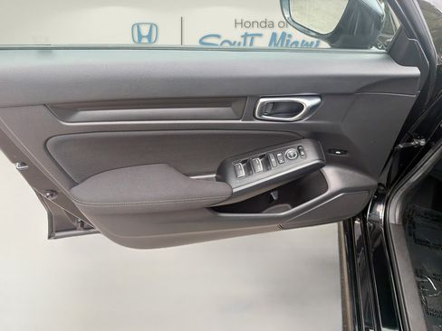 Certified 2025 Honda Civic Sport image 19