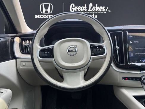 Used 2019 Volvo XC60 T5 Inscription w/ Protection Package AWD/4WD image 11