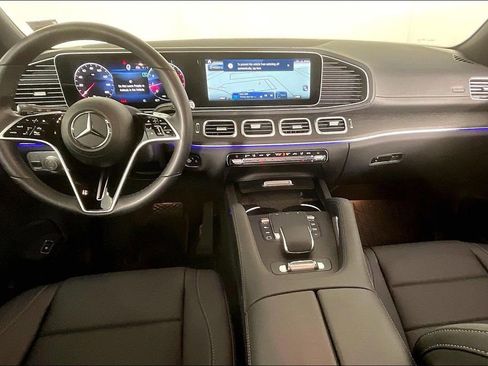 Used 2026 Mercedes-Benz GLS 450 GLS 450 image 13