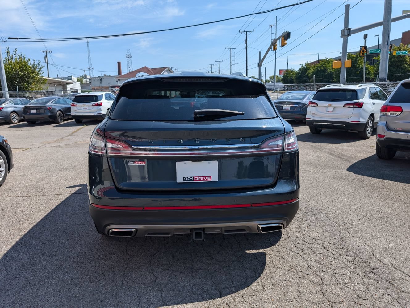 Used 2021 Lincoln Nautilus Black Label w/ Class II Trailer Tow Package AWD/4WD image 7