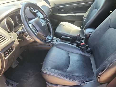 Used 2015 Mitsubishi Outlander Sport SE AWD/4WD image 7