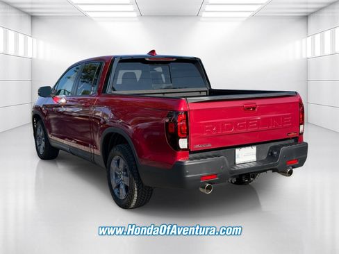 Certified 2025 Honda Ridgeline TrailSport image 4