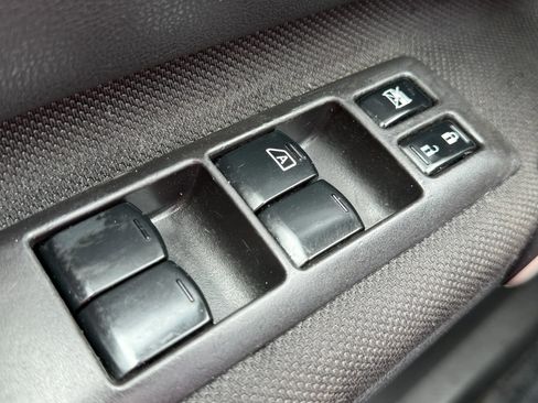 Used 2012 Nissan Rogue S w/ Special Edition Pkg AWD/4WD image 23