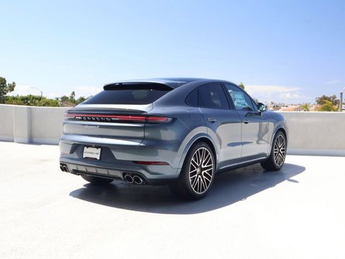 New 2026 Porsche Cayenne S AWD/4WD image 9