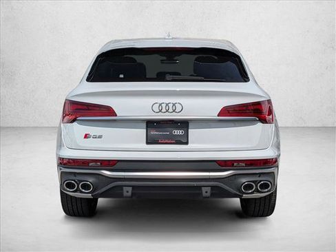 Certified 2022 Audi SQ5 Premium Plus w/ Premium Plus Package AWD/4WD image 7