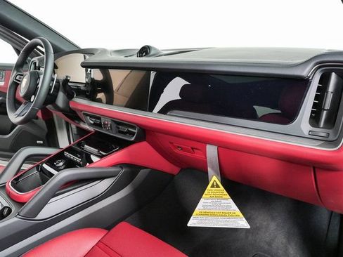 New 2026 Porsche Cayenne S AWD/4WD image 26