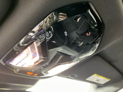 Used 2024 BMW 760i xDrive image 26