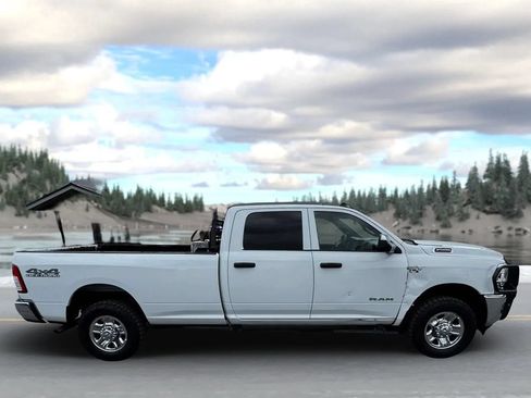 Used 2022 RAM 2500 Tradesman AWD/4WD image 2