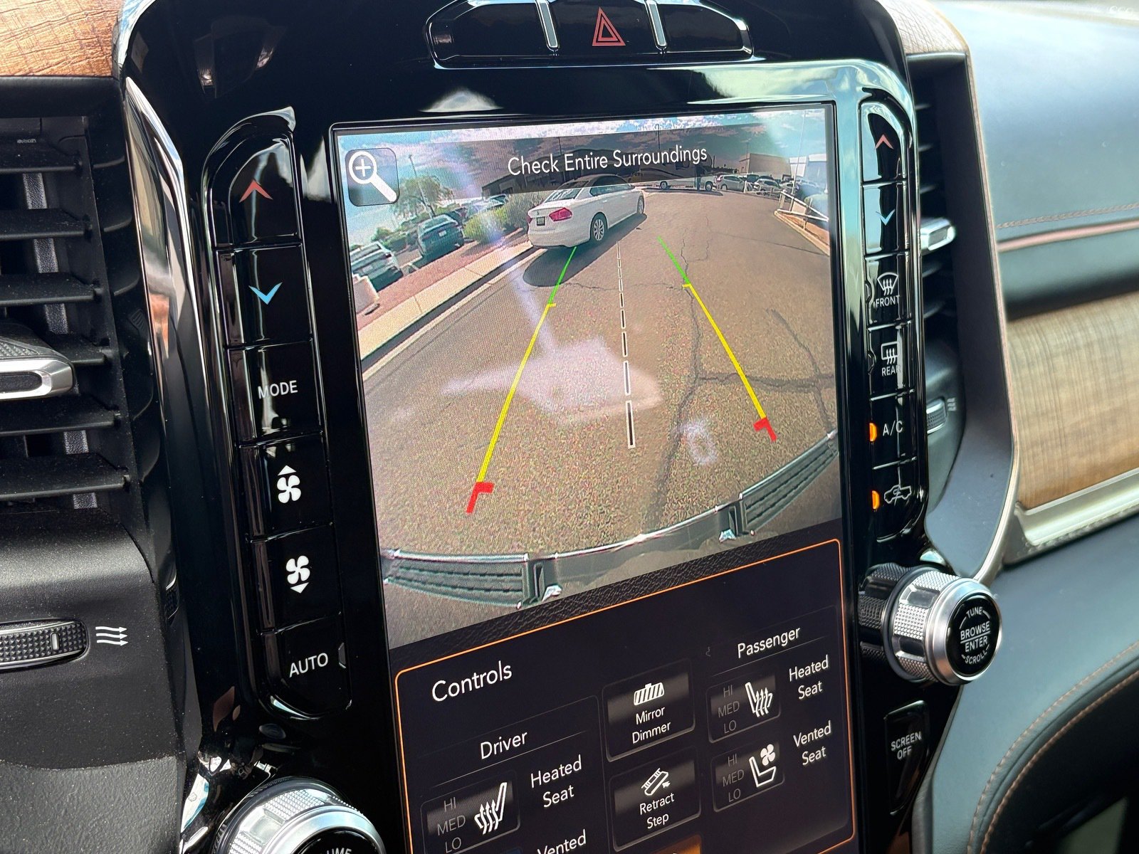 Used 2019 RAM 1500 Limited AWD/4WD image 25