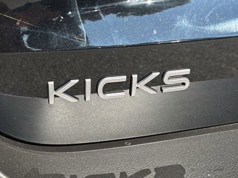New 2026 Nissan Kicks SR w/ Cold Weather Package image 28