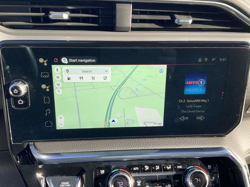 Used 2023 GMC Sierra 1500 Denali w/ Technology Package image 40