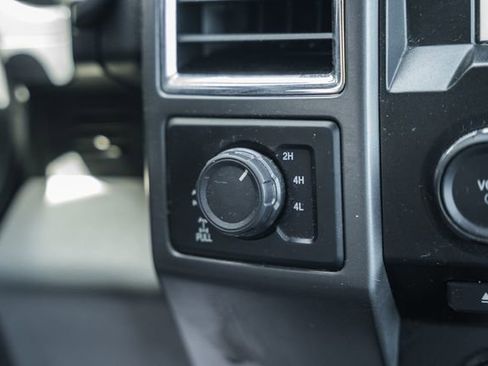 Used 2016 Ford F150 XLT w/ Equipment Group 302A Luxury AWD/4WD image 37