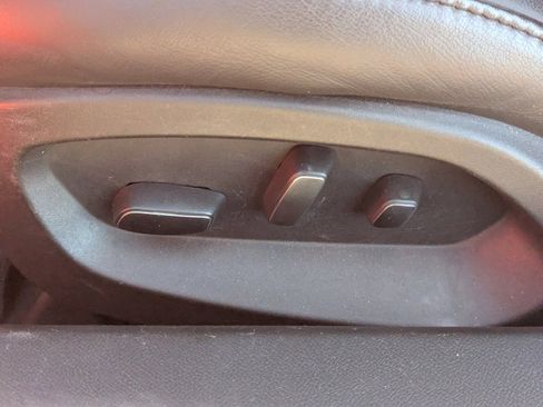 Used 2019 Chevrolet Corvette Stingray Convertible w/ 3LT Preferred Equipment Group image 23