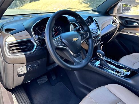 Used 2024 Chevrolet Equinox Premier AWD/4WD image 17
