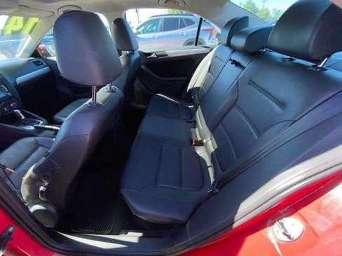 Used 2014 Volkswagen Jetta SE FWD image 24