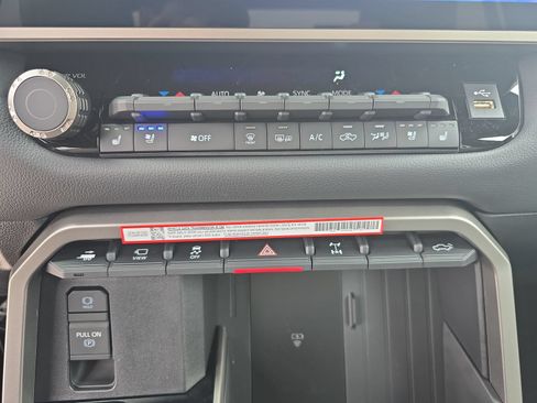 Used 2026 Toyota Tundra Limited w/ TRD Off-Road Package AWD/4WD image 21