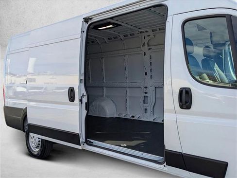 New 2026 RAM ProMaster 3500 w/ Convenience Group image 19