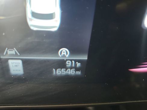 Used 2024 Kia Sportage EX FWD image 27