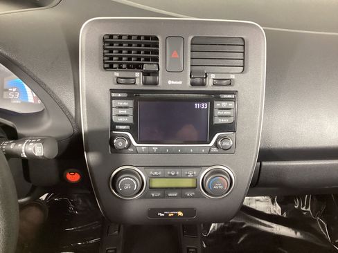 Used 2017 Nissan Leaf S w/ Charge Package image 18