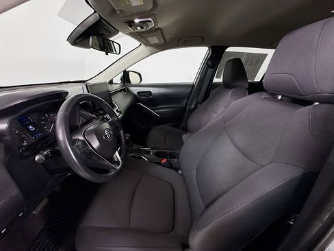 Used 2025 Toyota Corolla Cross LE AWD/4WD image 22