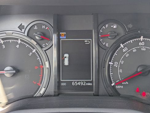 Used 2024 Toyota 4Runner SR5 image 28