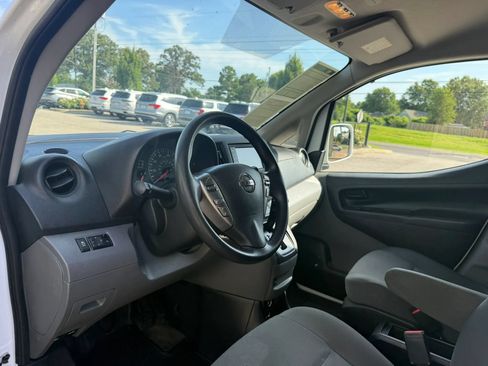 Used 2021 Nissan NV200 SV FWD image 9