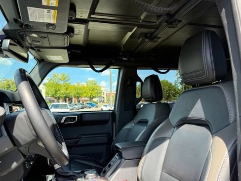 Used 2025 Ford Bronco Outer Banks AWD/4WD image 25