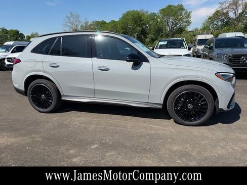 New 2026 Mercedes-Benz GLC 300 4MATIC image 5
