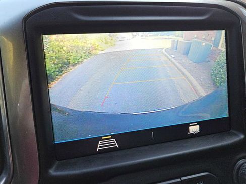 Used 2021 Chevrolet Silverado 1500 LT w/ Bed Protection Package image 18