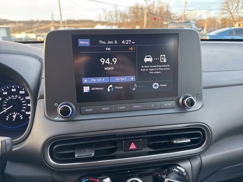 Used 2022 Hyundai Kona SE image 32