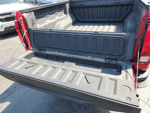 Used 2023 Chevrolet Colorado W/T w/ Advanced Trailering Package AWD/4WD image 29