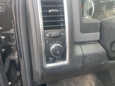 Used 2019 RAM 1500 Big Horn image 15