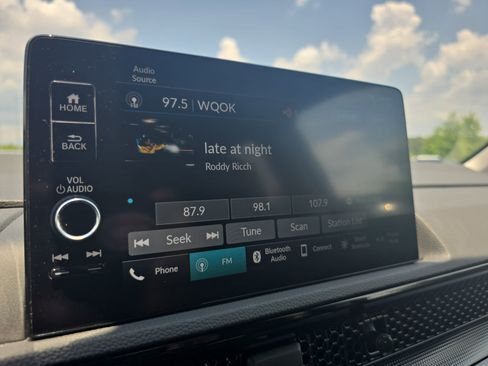 Used 2023 Honda CR-V EX-L image 21