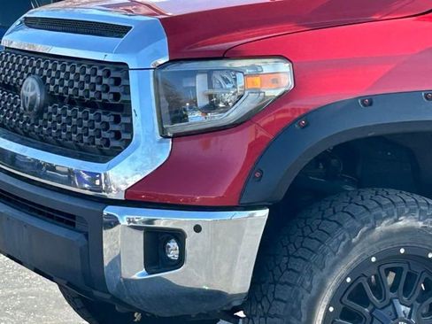 Used 2018 Toyota Tundra SR5 image 12