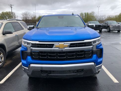 Used 2026 Chevrolet Silverado 1500 LT image 2