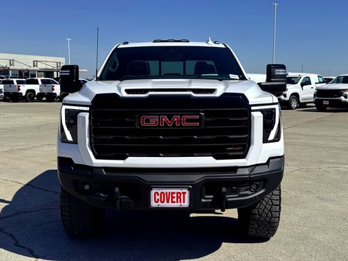 Used 2024 GMC Sierra 2500 AT4X w/ AT4X AEV Edition image 6