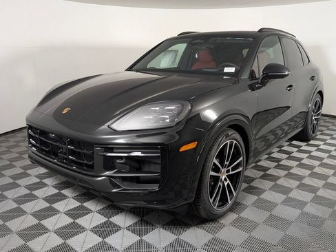 New 2026 Porsche Cayenne GTS AWD/4WD image 1