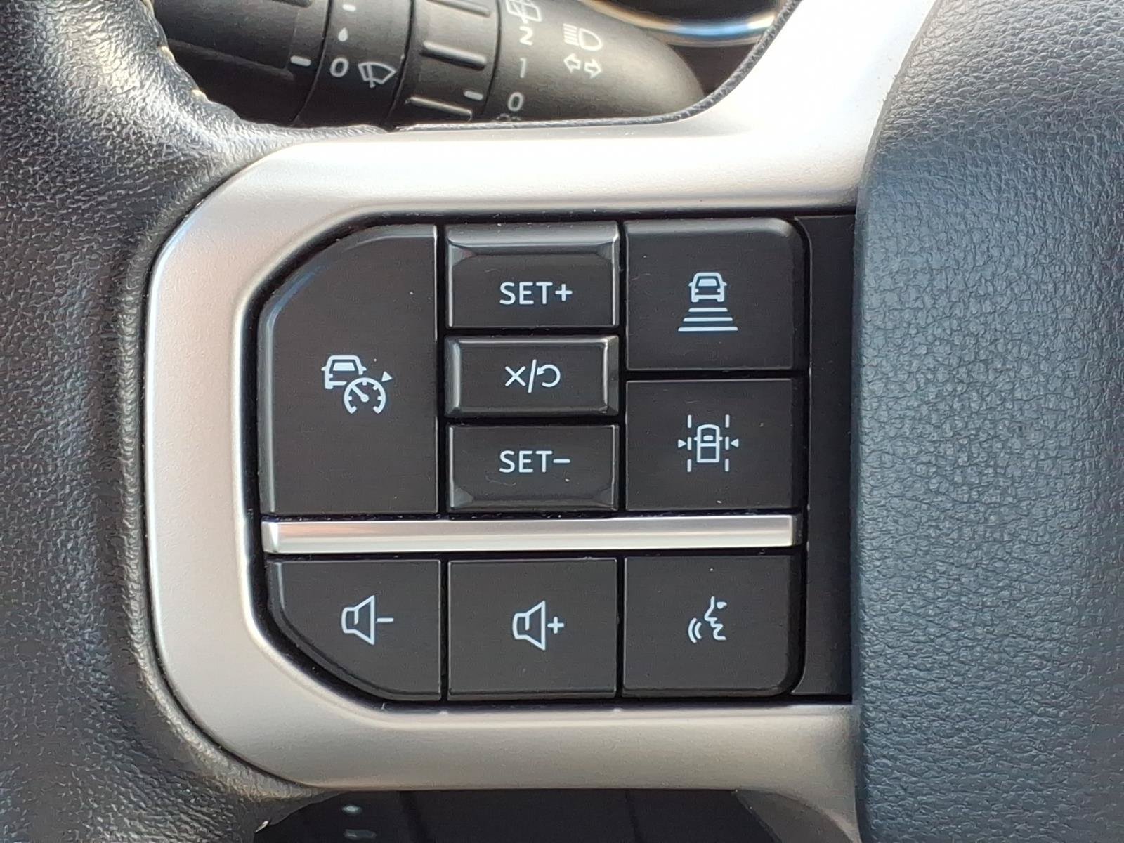 Used 2023 Ford Expedition Max XLT AWD/4WD image 27