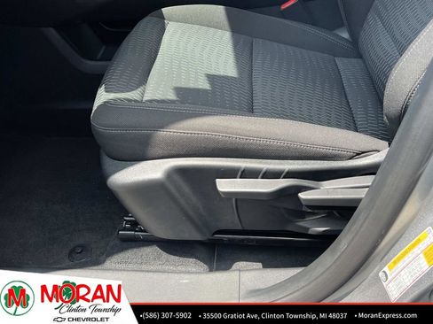 Used 2026 Chevrolet Equinox LT FWD image 18