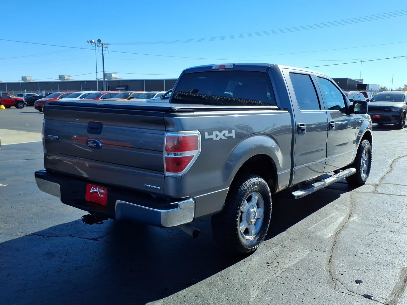 Used 2013 Ford F150 XLT AWD/4WD image 4