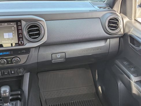 Used 2023 Toyota Tacoma TRD Off-Road image 18