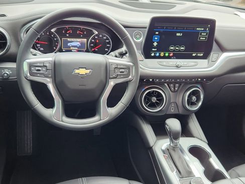 Used 2023 Chevrolet Blazer LT w/ LPO, Black Grille Bar Package AWD/4WD image 10