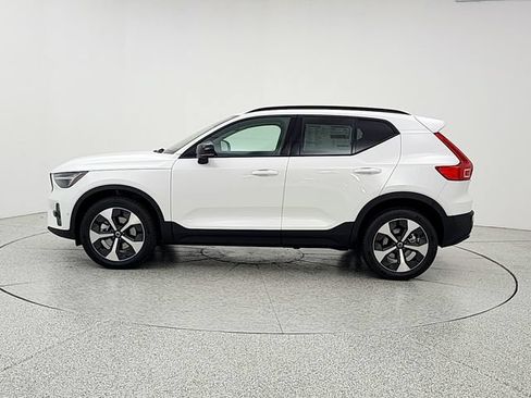 New 2026 Volvo XC40 B5 Plus w/ Protection Package Premier AWD/4WD image 8