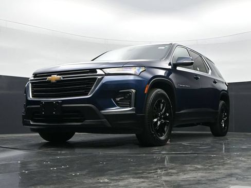 Used 2023 Chevrolet Traverse LS w/ Safety Package AWD/4WD image 41