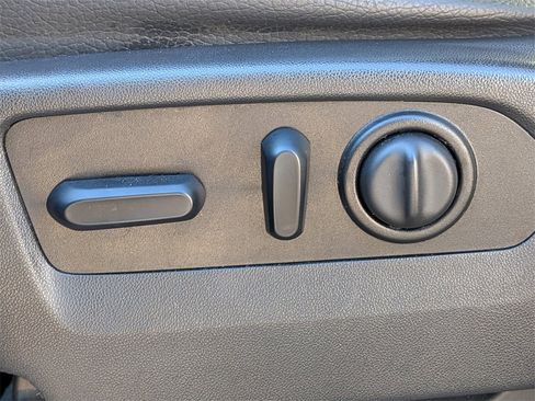 Used 2021 GMC Sierra 1500 Denali w/ Driver Alert Package II image 21