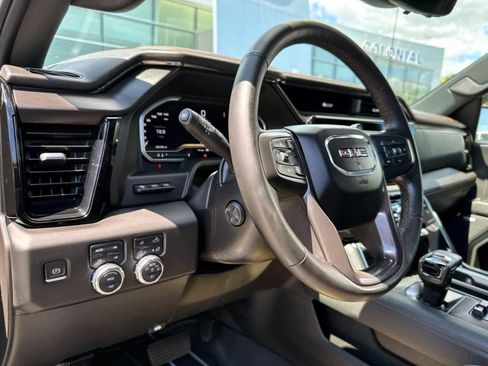 Used 2023 GMC Sierra 1500 AT4 w/ Technology Package AWD/4WD image 16