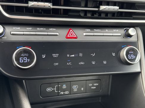 Certified 2025 Hyundai Sonata SEL image 20