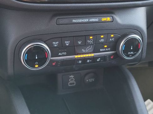 Certified 2024 Ford Escape ST-Line AWD/4WD image 16