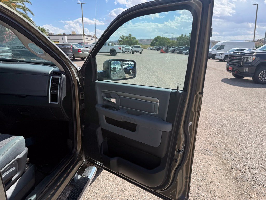 Used 2015 RAM 1500 Big Horn AWD/4WD image 25